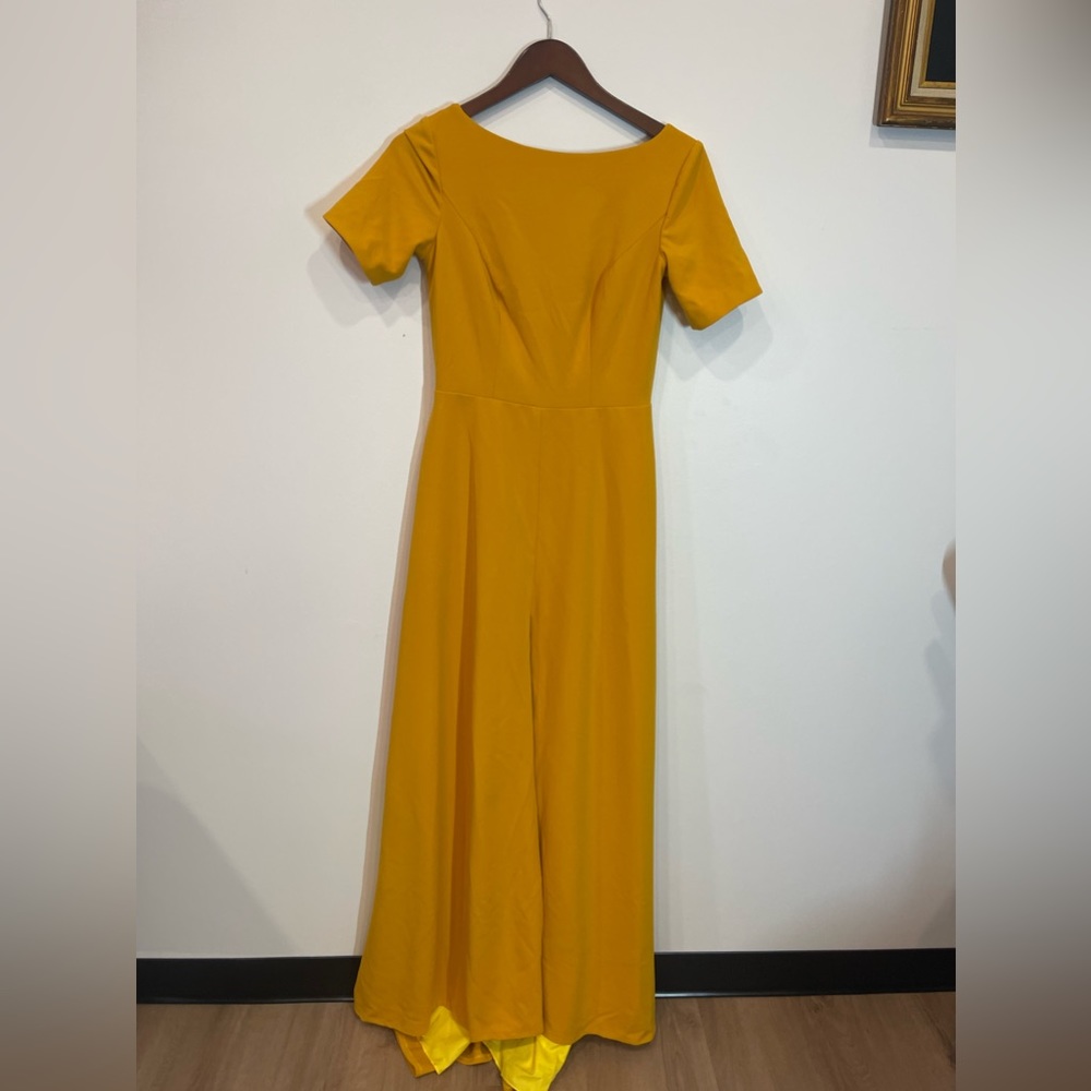 ✨NWT✨ Cocomelody Golden Formal Dress